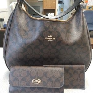 Coach handbag hobo crossbody with checkbook wallet